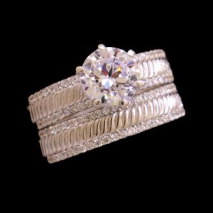 18k White Gold Bridal Ring Set